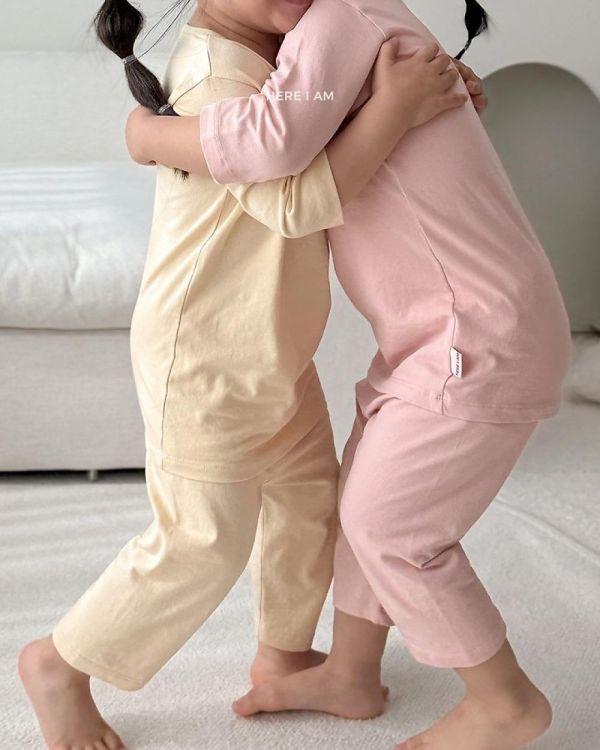 超級舒服七分袖家居服套裝 韓國童裝,男童夏裝,中性童裝,童裝推薦,2026夏季童裝,男童穿搭,韓系童裝,中性穿搭,韓國代購