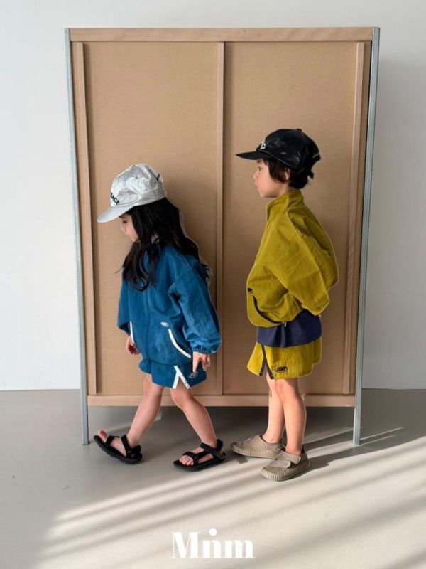 跳色滾邊刷刷感短褲 韓國童裝,男童夏裝,中性童裝,童裝推薦,2026夏季童裝,男童穿搭,韓系童裝,中性穿搭,韓國代購