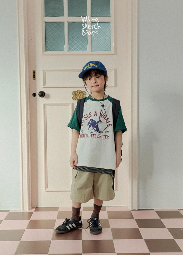 跳躍虎鯨雙色插肩短袖上衣 韓國童裝,男童夏裝,中性童裝,童裝推薦,2026夏季童裝,男童穿搭,韓系童裝,中性穿搭,韓國代購