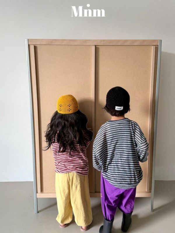 條紋坑條針織罩衫外套 韓國童裝,男童夏裝,中性童裝,童裝推薦,2026夏季童裝,男童穿搭,韓系童裝,中性穿搭,韓國代購