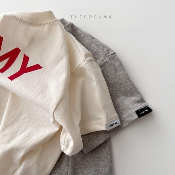 字母ARMY短袖上衣 韓國童裝,男童夏裝,中性童裝,童裝推薦,2026夏季童裝,男童穿搭,韓系童裝,中性穿搭,韓國代購