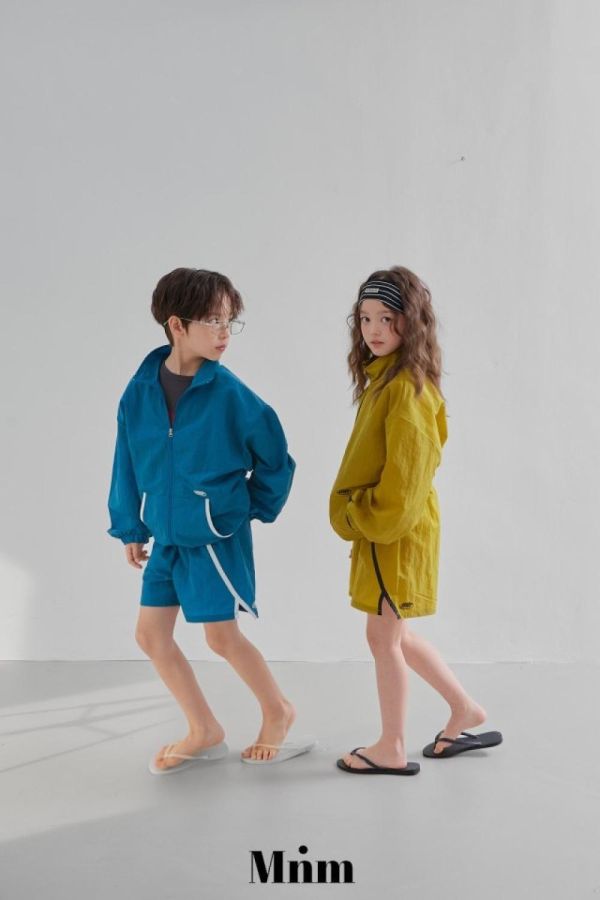 跳色滾邊刷刷感短褲 韓國童裝,男童夏裝,中性童裝,童裝推薦,2026夏季童裝,男童穿搭,韓系童裝,中性穿搭,韓國代購