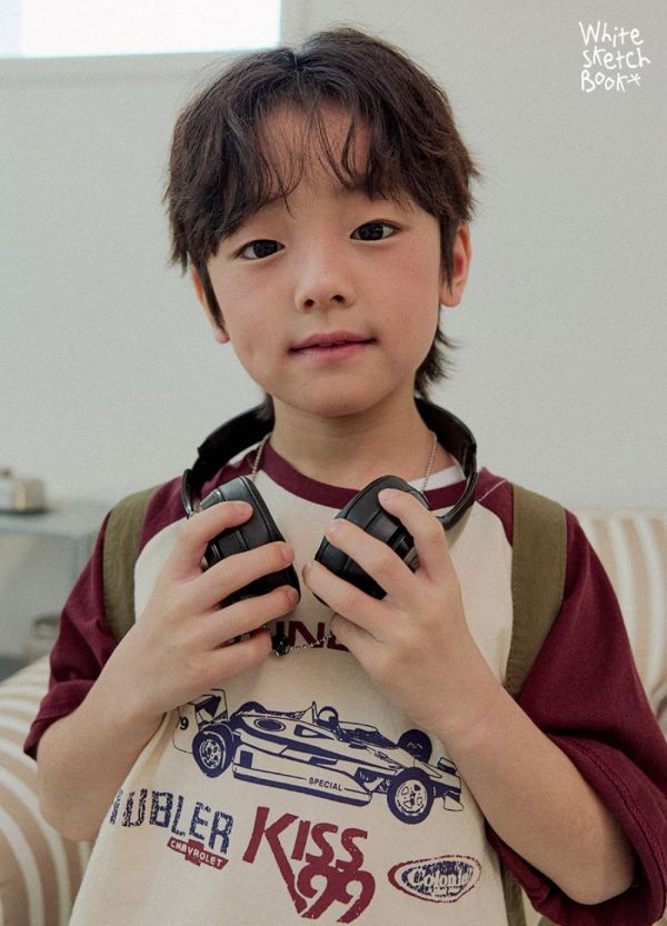 賽車手拼接插肩短袖上衣 韓國童裝,男童夏裝,中性童裝,童裝推薦,2026夏季童裝,男童穿搭,韓系童裝,中性穿搭,韓國代購