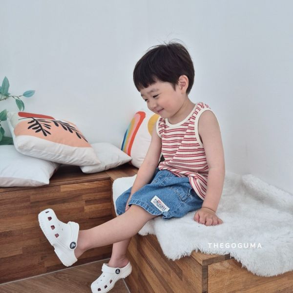 小布標牛仔休閒短褲 韓國童裝,質感童裝,童裝推薦,韓系風格,男女童裝,韓風穿搭,韓國代購,韓國空運,親子穿搭