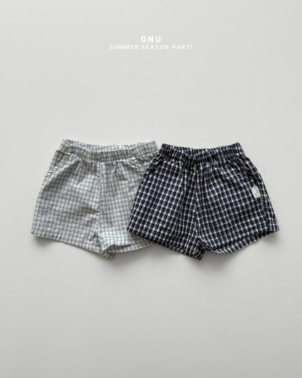MINI格紋休閒短褲 韓國童裝,男童夏裝,中性童裝,童裝推薦,2026夏季童裝,男童穿搭,韓系童裝,中性穿搭,韓國代購