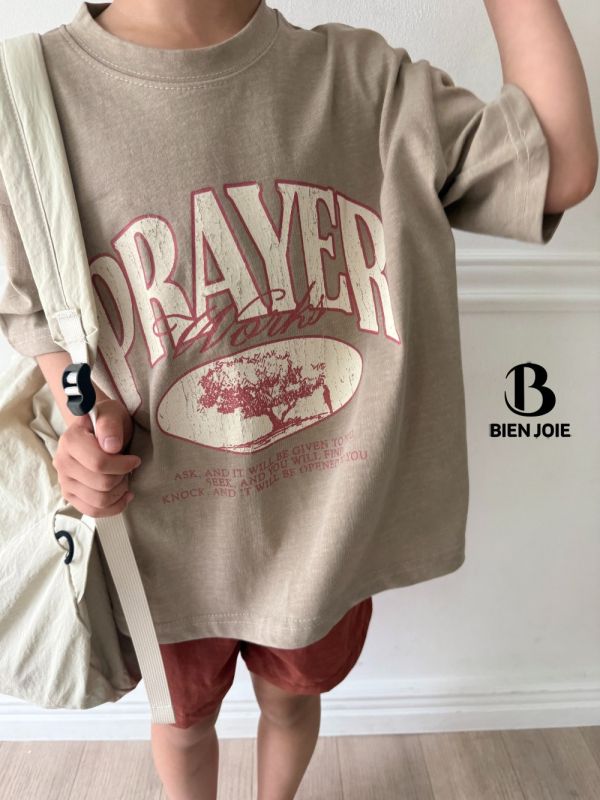 PRAYER短袖上衣 韓國童裝,質感童裝,童裝推薦,韓系風格,男女童裝,韓風穿搭,韓國代購,韓國空運,親子穿搭