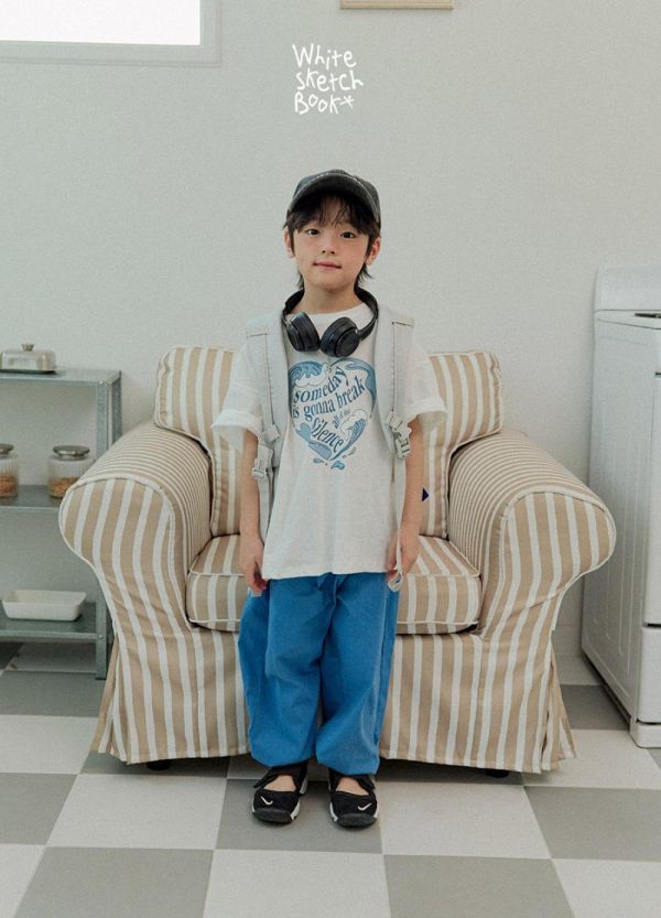 日常必備防蚊縮口運動長褲 韓國童裝,男童夏裝,中性童裝,童裝推薦,2026夏季童裝,男童穿搭,韓系童裝,中性穿搭,韓國代購