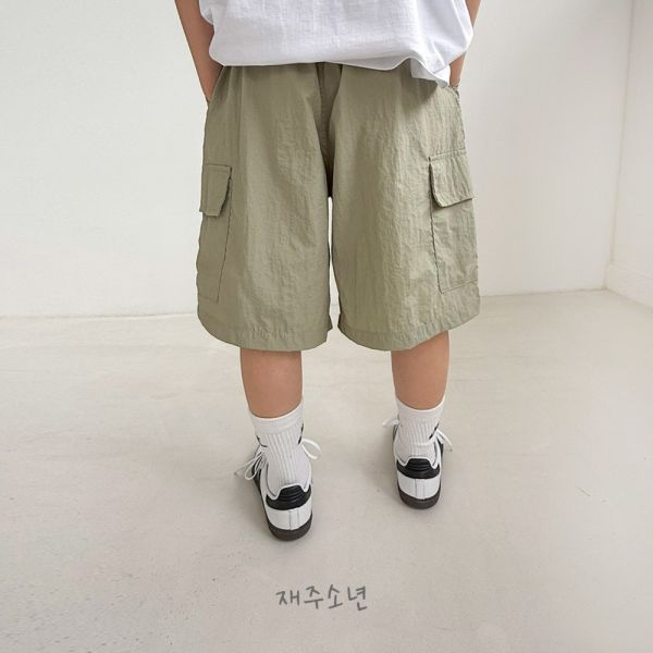 綁繩工裝大口袋休閒短褲 韓國童裝,質感童裝,童裝推薦,韓系風格,男女童裝,韓風穿搭,韓國代購,韓國空運