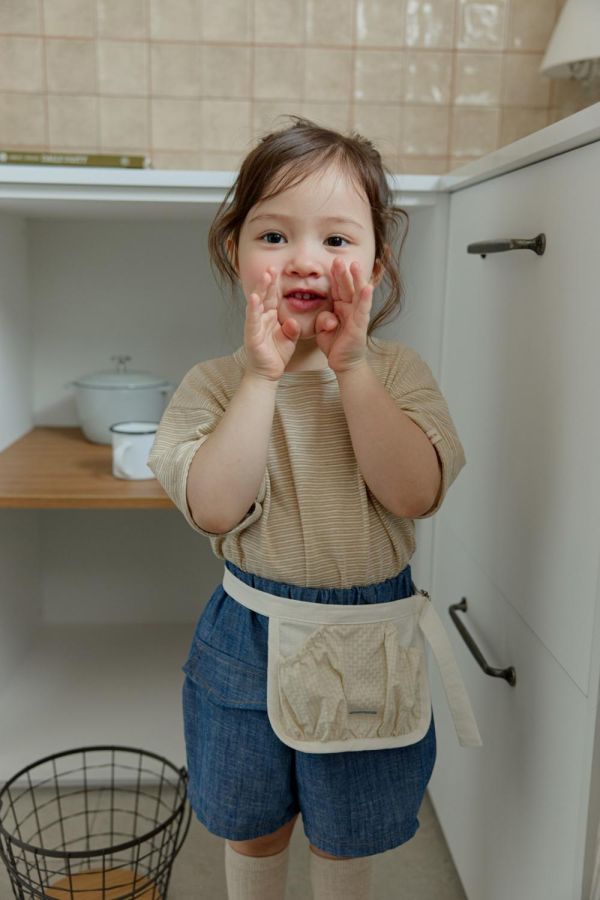 基礎條紋短袖上衣 韓國童裝,男童夏裝,中性童裝,童裝推薦,2026夏季童裝,男童穿搭,韓系童裝,中性穿搭,韓國代購