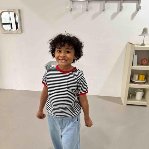 跳色滾邊肩扣條紋短袖上衣 韓國童裝,男童夏裝,中性童裝,童裝推薦,2026夏季童裝,男童穿搭,韓系童裝,中性穿搭,韓國代購