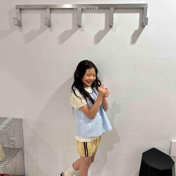 雙線織帶縮口運動短褲 韓國童裝,男童夏裝,中性童裝,童裝推薦,2026夏季童裝,男童穿搭,韓系童裝,中性穿搭,韓國代購