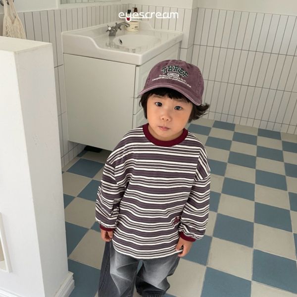 千層條紋長袖上衣 韓國童裝,男童秋裝,中性童裝,韓系童裝推薦,2025秋季童裝,韓國男童新款,中性風男童穿搭,秋季男童服飾推薦,小男友穿搭