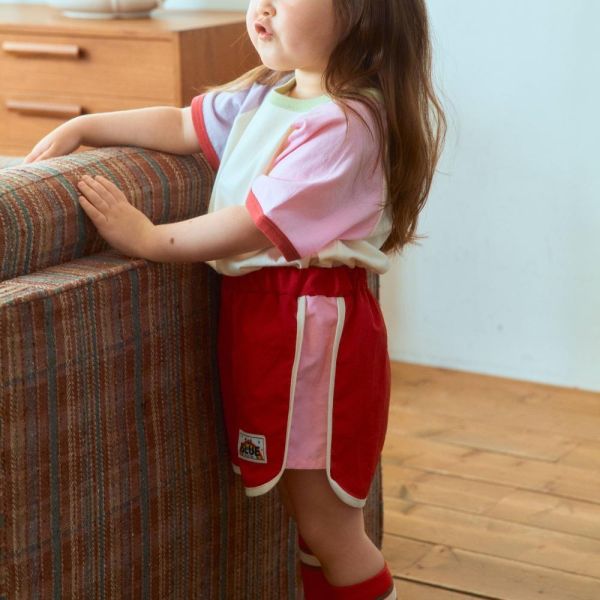 小學生圓弧滾邊休閒短褲 韓國童裝,男童夏裝,中性童裝,童裝推薦,2026夏季童裝,男童穿搭,韓系童裝,中性穿搭,韓國代購