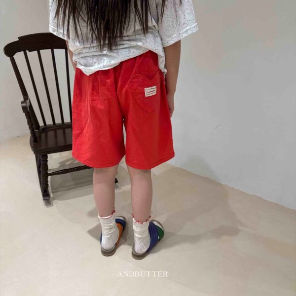 愛心口袋亞麻五分休閒短褲 韓國童裝,質感童裝,童裝推薦,韓系風格,男女童裝,韓風穿搭,韓國代購,韓國空運,親子穿搭