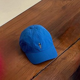 刺繡小圖棒球帽 