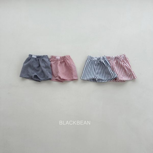 衣櫥必備休閒短褲 韓國童裝,質感童裝,童裝推薦,韓系風格,男女童裝,韓風穿搭,韓國代購,韓國空運,親子穿搭