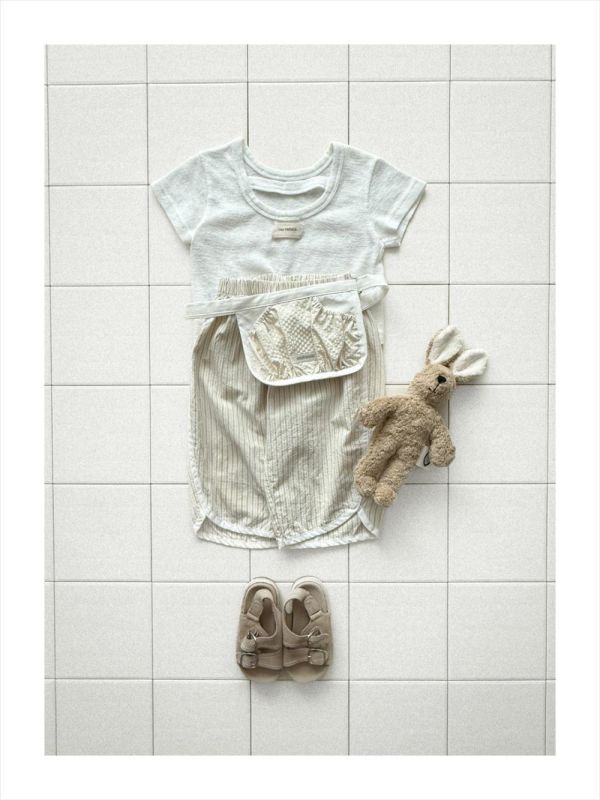 跳色滾邊條紋休閒長褲 韓國童裝,男童夏裝,中性童裝,童裝推薦,2026夏季童裝,男童穿搭,韓系童裝,中性穿搭,韓國代購