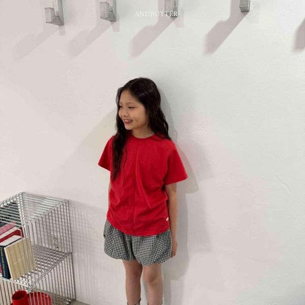 基礎中線短袖上衣 韓國童裝,男童夏裝,中性童裝,童裝推薦,2026夏季童裝,男童穿搭,韓系童裝,中性穿搭,韓國代購
