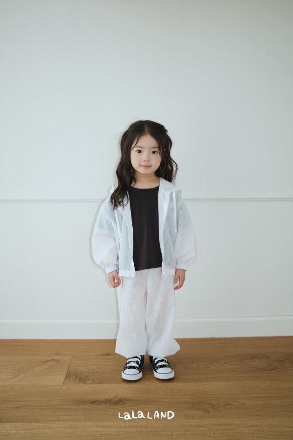 空氣感泡泡紗連帽外套 韓國童裝,男童夏裝,中性童裝,童裝推薦,2026夏季童裝,男童穿搭,韓系童裝,中性穿搭,韓國代購