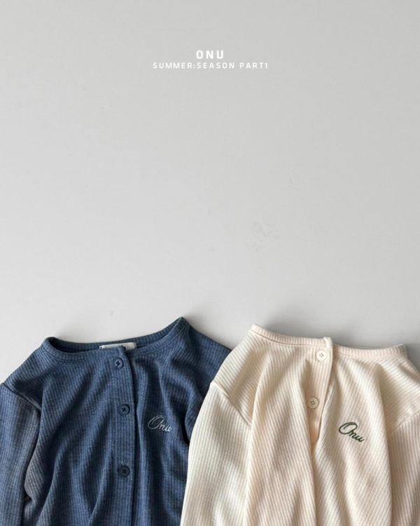 刺繡排扣螺紋小外套 韓國童裝,男童夏裝,中性童裝,童裝推薦,2026夏季童裝,男童穿搭,韓系童裝,中性穿搭,韓國代購