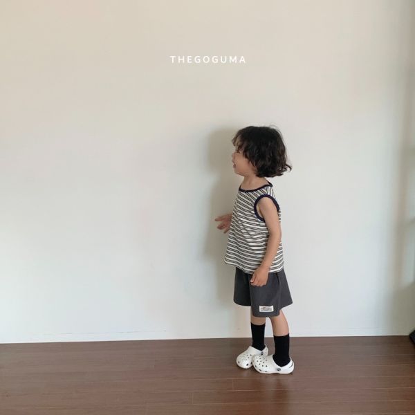 紋理感休閒短褲 韓國童裝,質感童裝,童裝推薦,韓系風格,男女童裝,韓風穿搭,韓國代購,韓國空運,親子穿搭