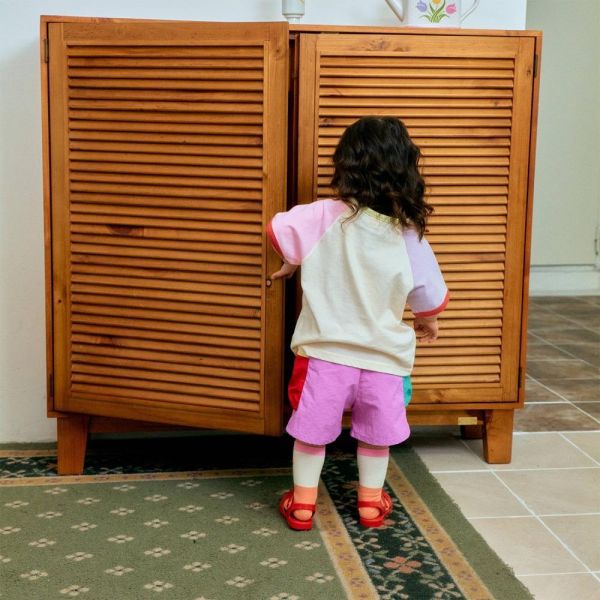 色塊拼接休閒短褲 韓國童裝,男童夏裝,中性童裝,童裝推薦,2026夏季童裝,男童穿搭,韓系童裝,中性穿搭,韓國代購