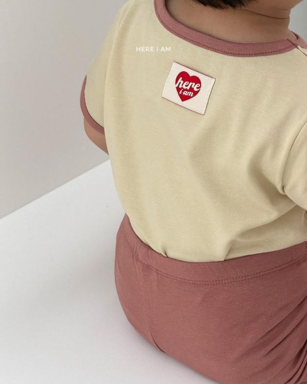 可愛配色莫代爾棉家居服套裝 韓國童裝,男童夏裝,中性童裝,童裝推薦,2026夏季童裝,男童穿搭,韓系童裝,中性穿搭,韓國代購