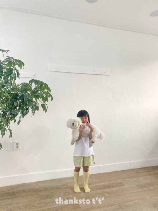 粉嫩色系細格休閒短褲 韓國童裝,質感童裝,童裝推薦,韓系風格,男女童裝,韓風穿搭,韓國代購,韓國空運,親子穿搭
