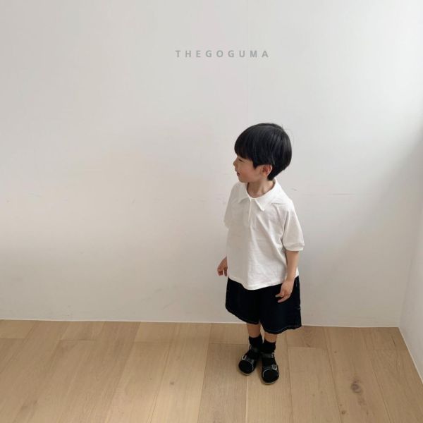 翻領落肩短袖上衣 韓國童裝,男童夏裝,中性童裝,童裝推薦,2026夏季童裝,男童穿搭,韓系童裝,中性穿搭,韓國代購