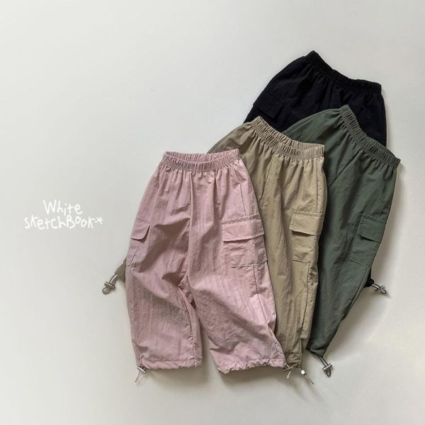 工裝雙側口袋可縮口休閒長褲 韓國童裝,男童夏裝,中性童裝,童裝推薦,2026夏季童裝,男童穿搭,韓系童裝,中性穿搭,韓國代購