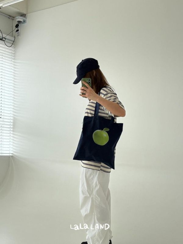 水果購物袋 韓國童裝,男童夏裝,中性童裝,童裝推薦,2026夏季童裝,男童穿搭,韓系童裝,中性穿搭,韓國代購