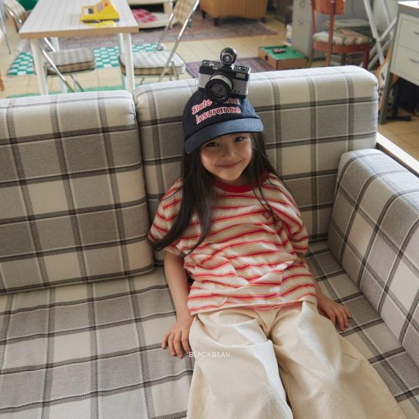 千層條紋短袖上衣 韓國童裝,男童夏裝,中性童裝,童裝推薦,2026夏季童裝,男童穿搭,韓系童裝,中性穿搭,韓國代購