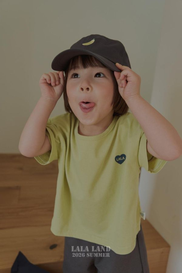 水果刺繡棒球帽 韓國童裝,男童夏裝,中性童裝,童裝推薦,2026夏季童裝,男童穿搭,韓系童裝,中性穿搭,韓國代購