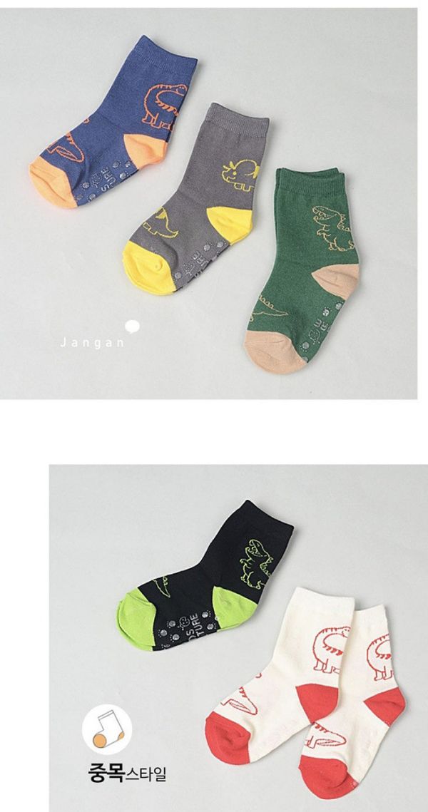 恐龍國度短襪-五入組 韓國童裝,質感童裝,童裝推薦,韓系風格,男女童裝,韓風穿搭,韓國代購,韓國空運