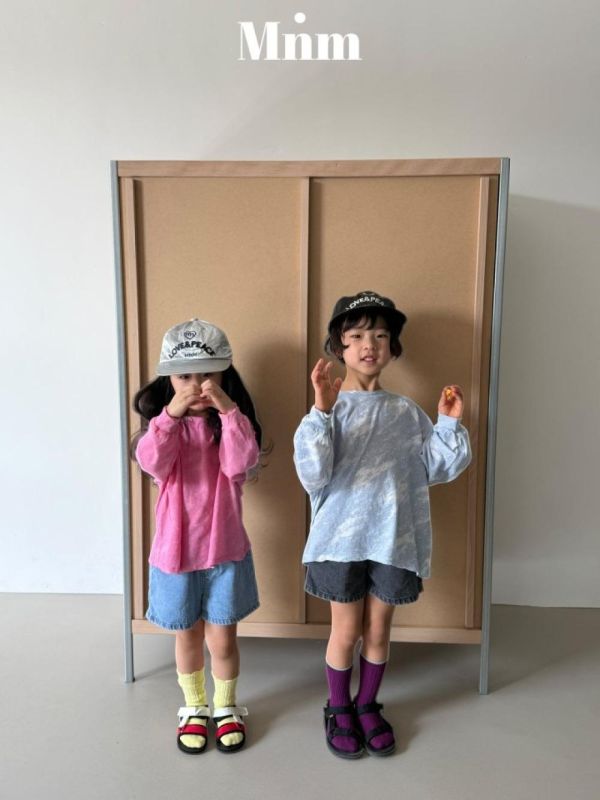 百搭款A字牛仔短褲 韓國童裝,男童夏裝,中性童裝,童裝推薦,2026夏季童裝,男童穿搭,韓系童裝,中性穿搭,韓國代購