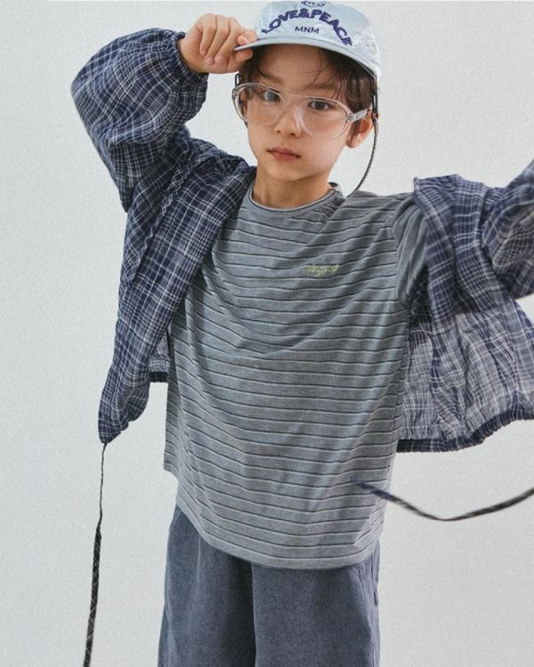 格紋連帽襯衫外套 韓國童裝,男童夏裝,中性童裝,童裝推薦,2026夏季童裝,男童穿搭,韓系童裝,中性穿搭,韓國代購