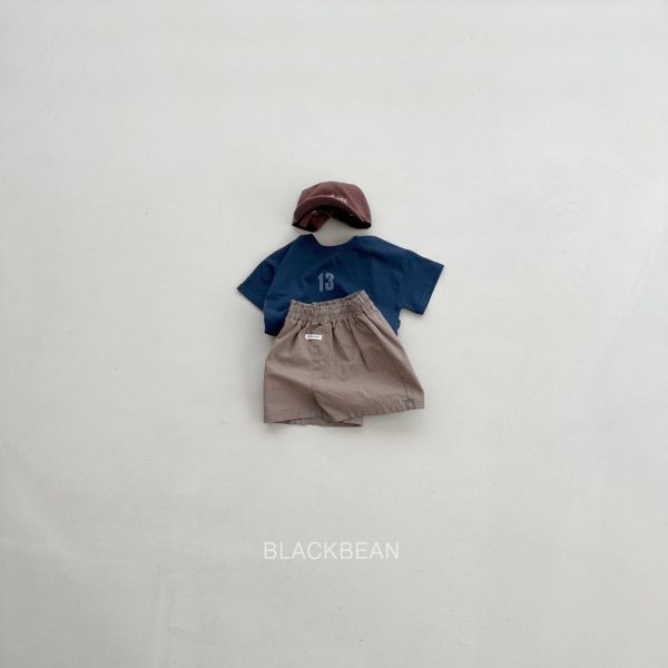 簡約13短袖上衣 韓國童裝,質感童裝,童裝推薦,韓系風格,男女童裝,韓風穿搭,韓國代購,韓國空運,親子穿搭