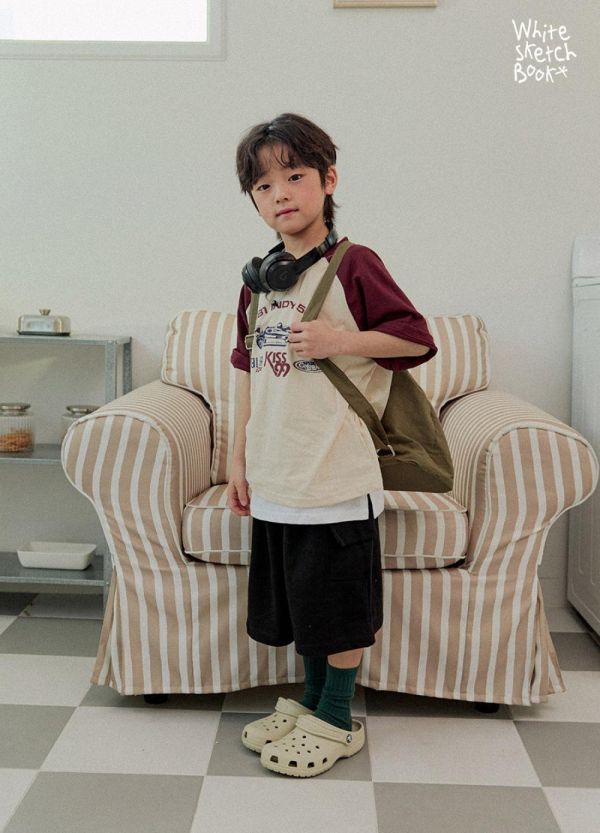 賽車手拼接插肩短袖上衣 韓國童裝,男童夏裝,中性童裝,童裝推薦,2026夏季童裝,男童穿搭,韓系童裝,中性穿搭,韓國代購