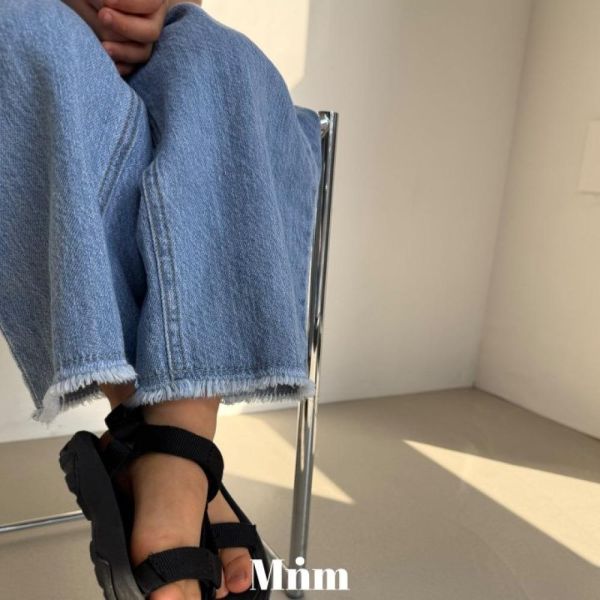 復古抽鬚牛仔長褲 韓國童裝,男童夏裝,中性童裝,童裝推薦,2026夏季童裝,男童穿搭,韓系童裝,中性穿搭,韓國代購