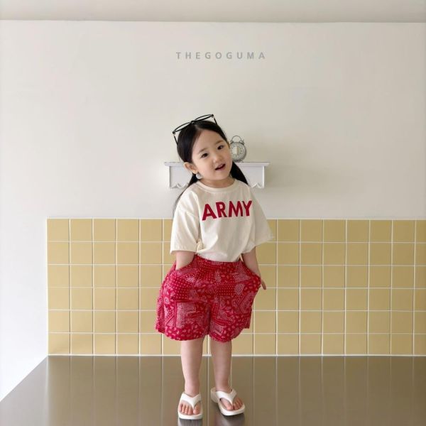 變形蟲圖騰休閒短褲 韓國童裝,男童夏裝,中性童裝,童裝推薦,2026夏季童裝,男童穿搭,韓系童裝,中性穿搭,韓國代購