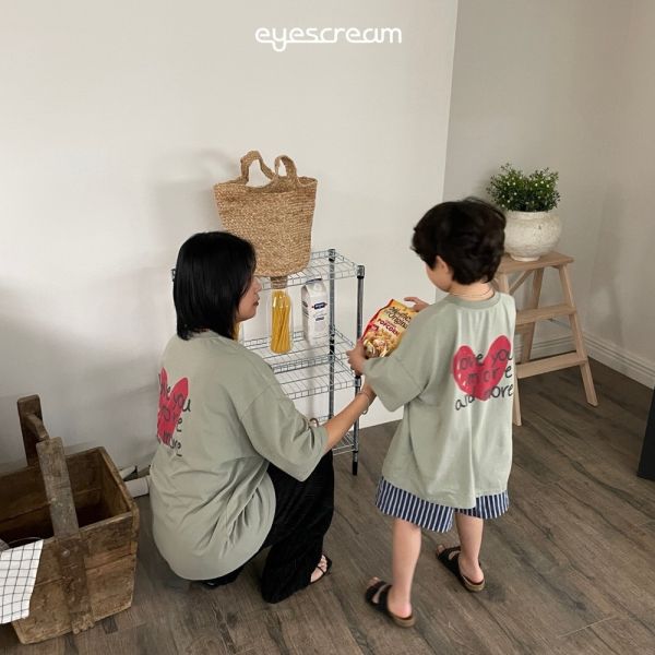 滿滿的愛短袖上衣 韓國童裝,質感童裝,童裝推薦,韓系風格,男女童裝,韓風穿搭,韓國代購,韓國空運,親子穿搭