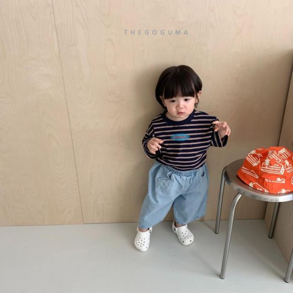 小圖標條紋短袖上衣 韓國童裝,男童夏裝,中性童裝,童裝推薦,2026夏季童裝,男童穿搭,韓系童裝,中性穿搭,韓國代購