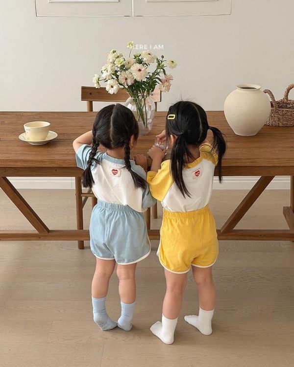 可愛雙色運動套裝 韓國童裝,男童夏裝,中性童裝,童裝推薦,2026夏季童裝,男童穿搭,韓系童裝,中性穿搭,韓國代購