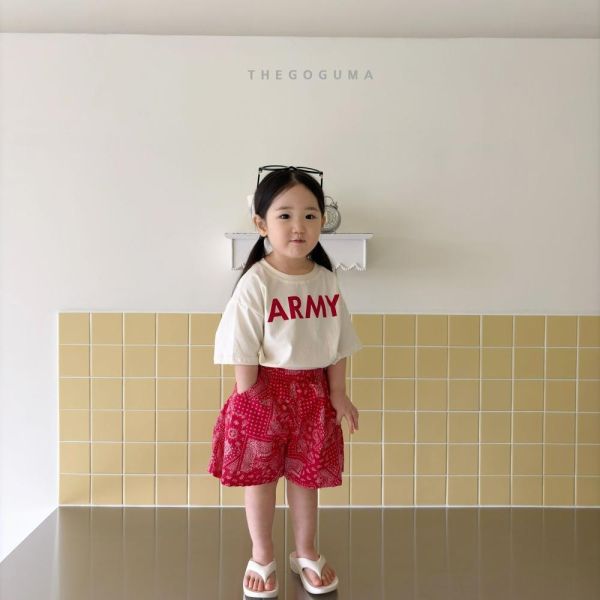 變形蟲圖騰休閒短褲 韓國童裝,男童夏裝,中性童裝,童裝推薦,2026夏季童裝,男童穿搭,韓系童裝,中性穿搭,韓國代購