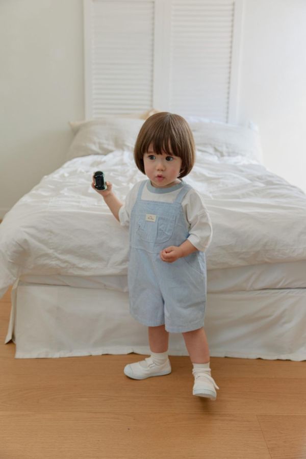 無敵可愛背心吊帶連身褲 韓國童裝,男童夏裝,中性童裝,童裝推薦,2026夏季童裝,男童穿搭,韓系童裝,中性穿搭,韓國代購