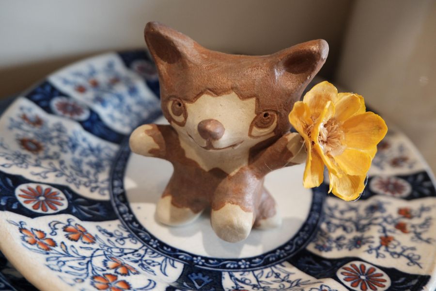 曾偉誠zeng wei cheng-小狐狸陶偶 曾偉誠、zeng wei cheng、曾偉誠作品、曾偉誠陶藝、曾偉誠公仔、曾偉誠插畫、曾偉誠藝術、阿諾貓咪
