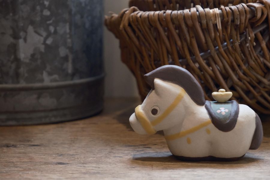 小滿作物-馬年陶偶 陶瓷達摩、達摩公仔、達摩擺飾、手工陶瓷達摩、送禮推薦、居家擺設、辦公桌擺飾、收藏擺件、禮品推薦、療癒小物