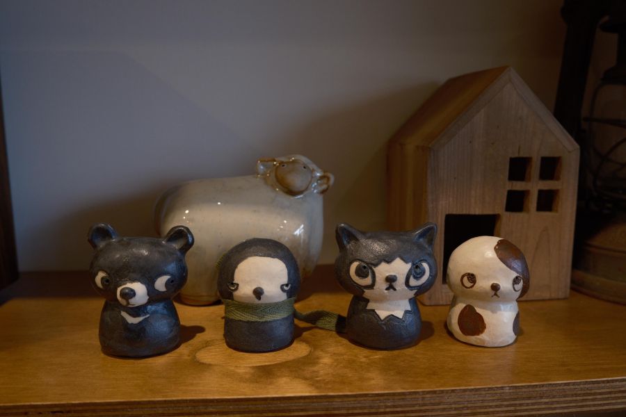 曾偉誠zeng wei cheng-動物陶偶 曾偉誠、zeng wei cheng、曾偉誠作品、曾偉誠陶藝、曾偉誠公仔、曾偉誠插畫、曾偉誠藝術、阿諾貓咪