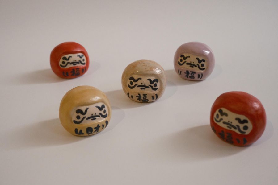 小滿作物-小滿達摩 陶瓷達摩、達摩公仔、達摩擺飾、手工陶瓷達摩、送禮推薦、居家擺設、辦公桌擺飾、收藏擺件、禮品推薦、療癒小物