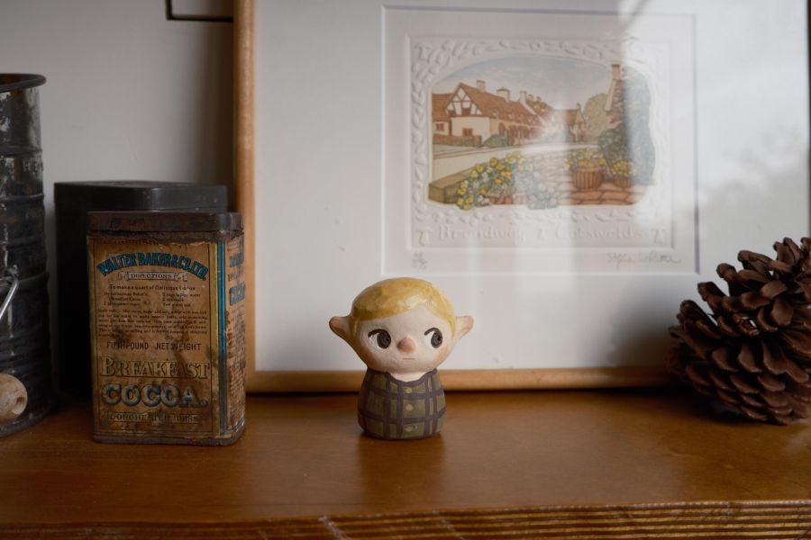 曾偉誠zeng wei cheng-男孩精靈、女孩精靈陶偶 曾偉誠、zeng wei cheng、曾偉誠作品、曾偉誠陶藝、曾偉誠公仔、曾偉誠插畫、曾偉誠藝術、阿諾貓咪